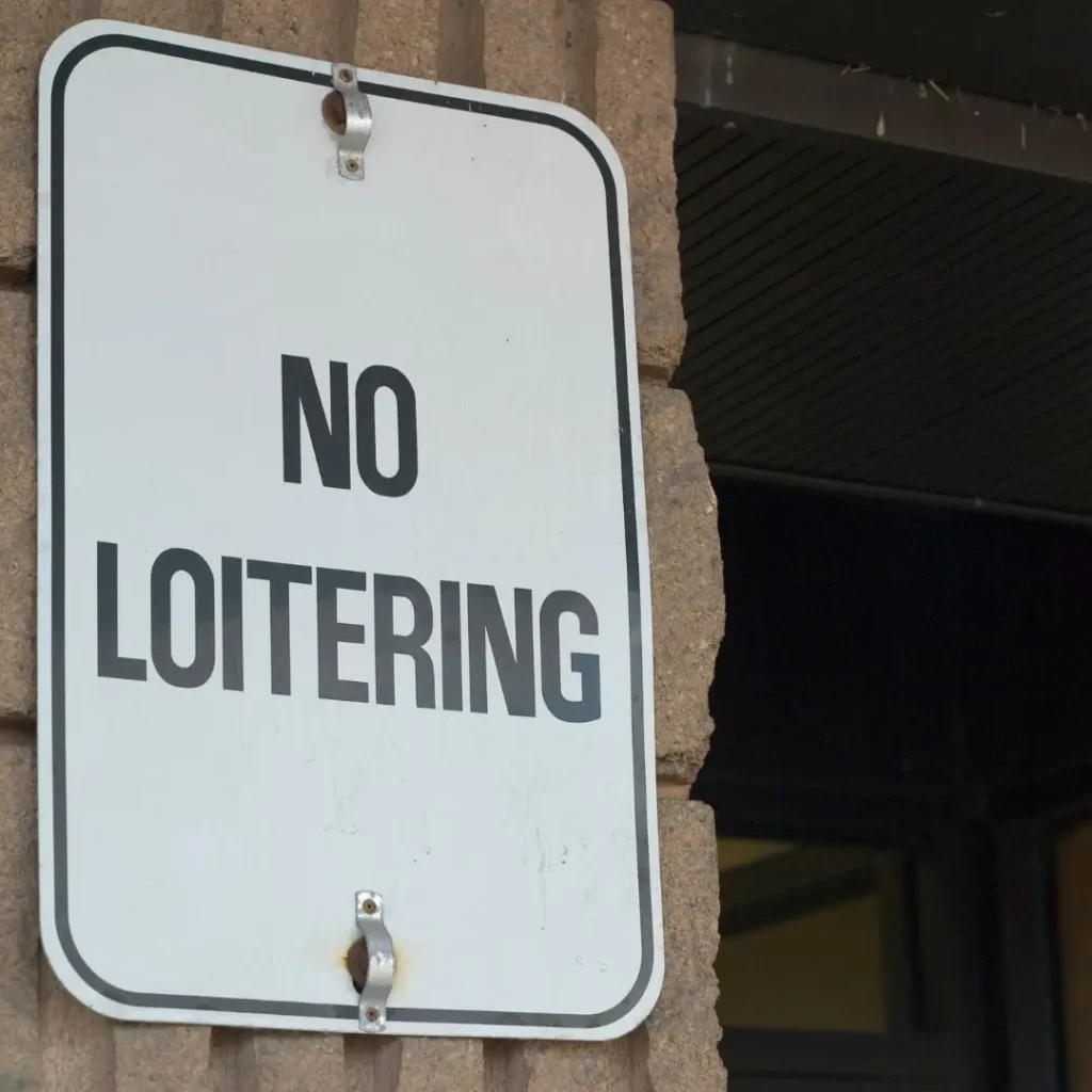no loitering sign